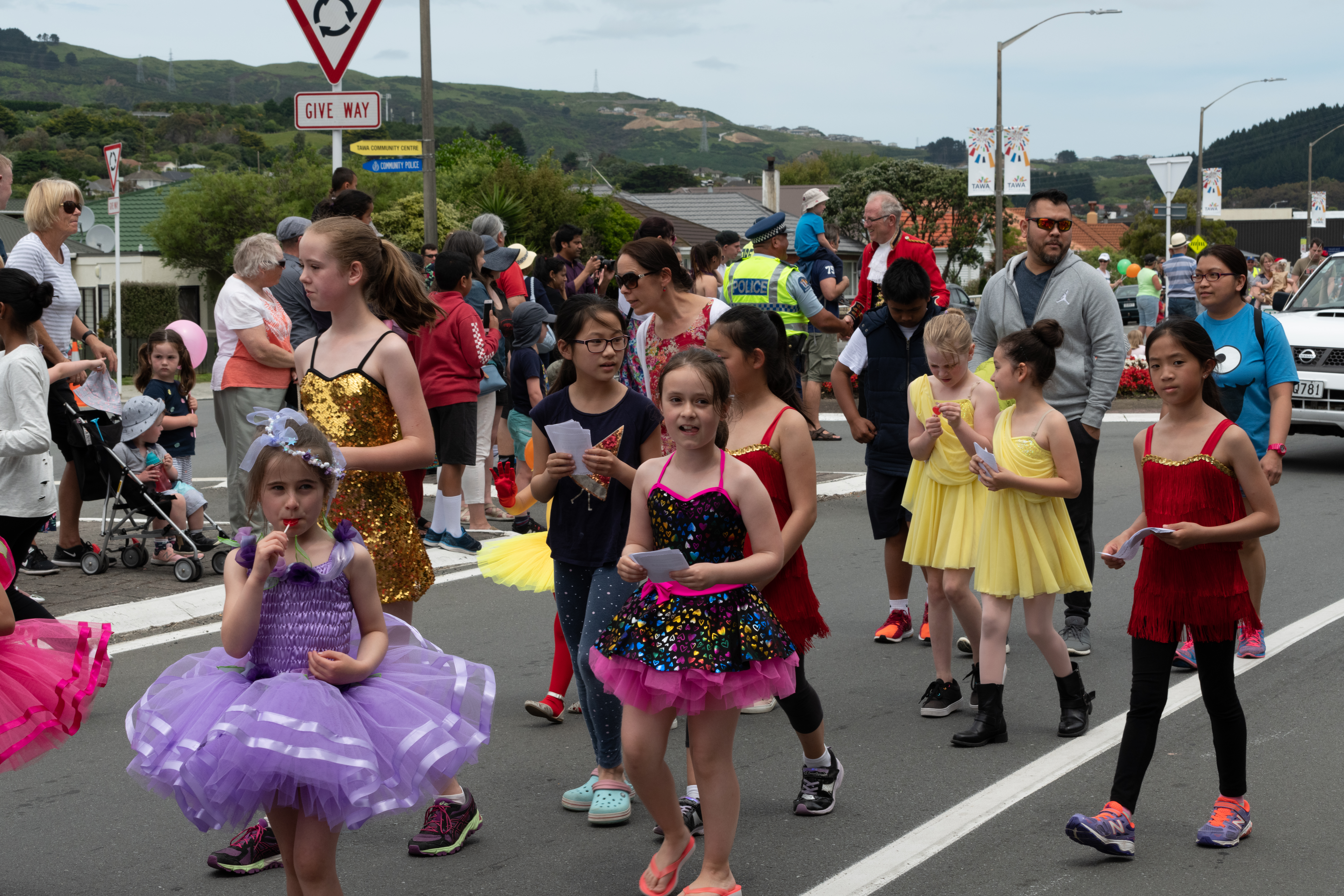 galleries/tawaxmas2018/parade01/tawaxmas2018-1060.jpg