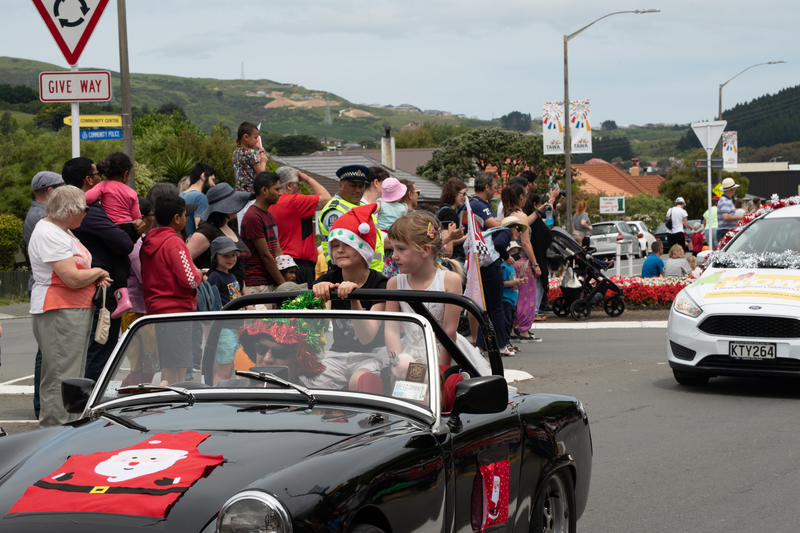 galleries/tawaxmas2018/parade02/mid/mid_tawaxmas2018-1048.jpg