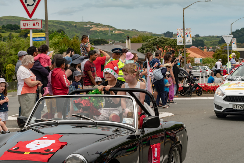 galleries/tawaxmas2018/parade02/mid/mid_tawaxmas2018-1049.jpg