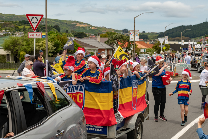 galleries/tawaxmas2018/parade02/mid/mid_tawaxmas2018-1075.jpg