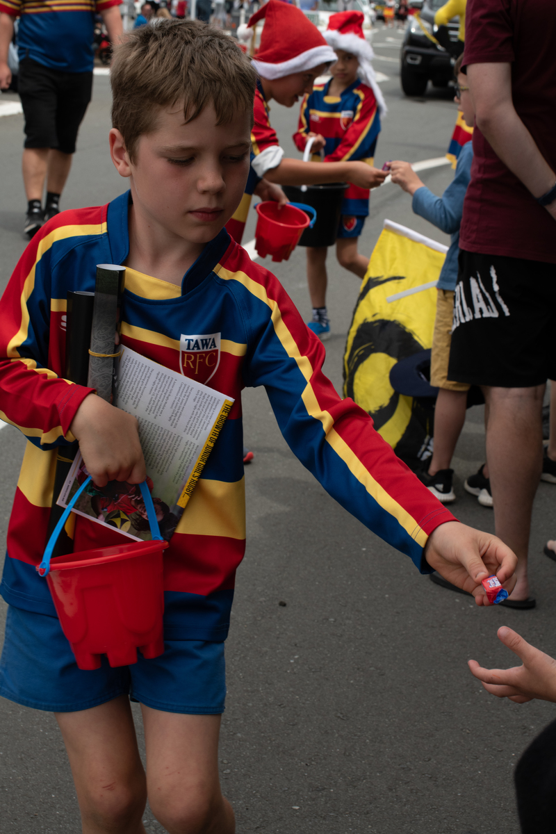 galleries/tawaxmas2018/parade02/mid/mid_tawaxmas2018-1085.jpg