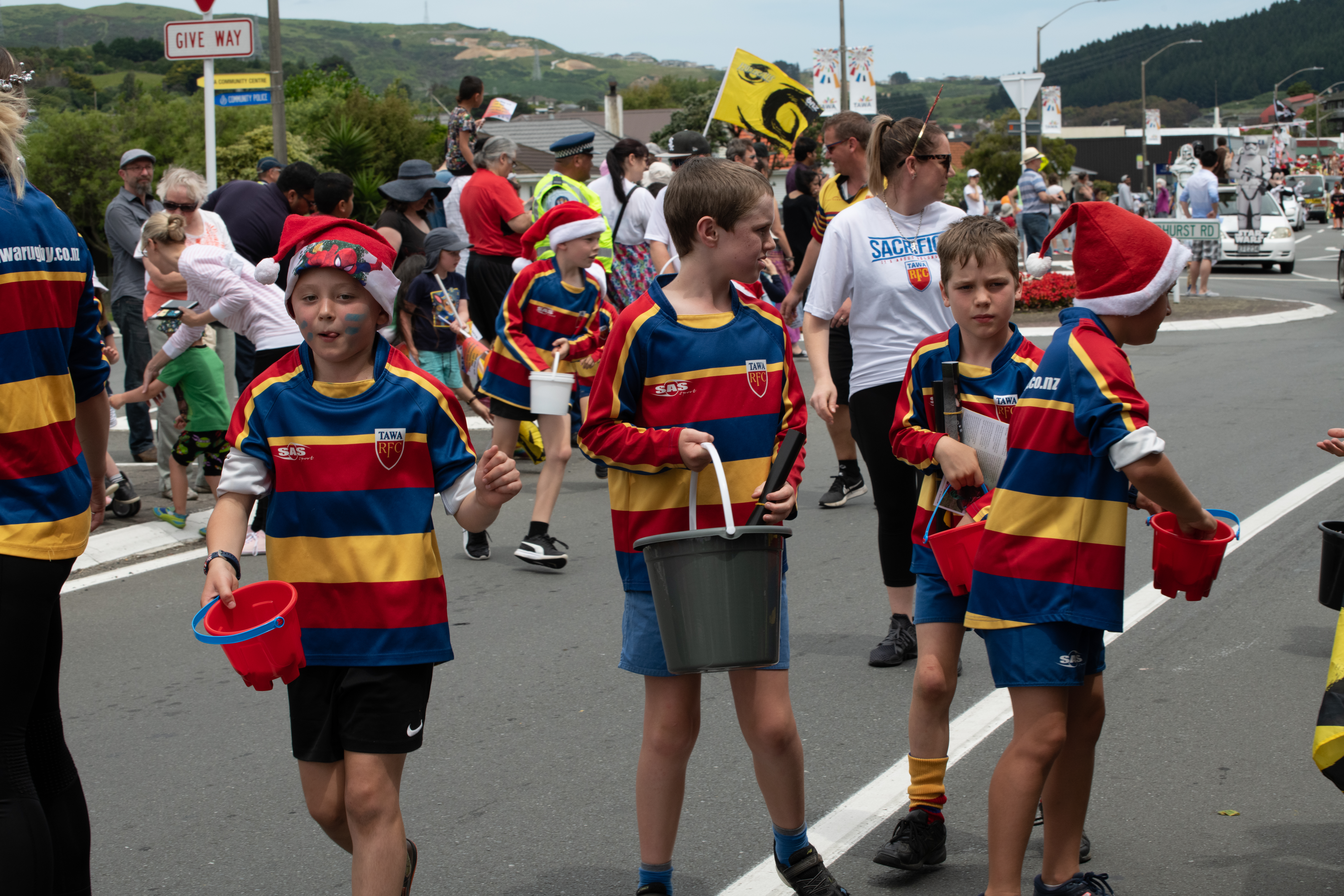 galleries/tawaxmas2018/parade02/tawaxmas2018-1083.jpg