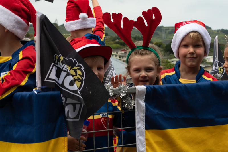 galleries/tawaxmas2018/parade03/mid/mid_tawaxmas2018-1025.jpg