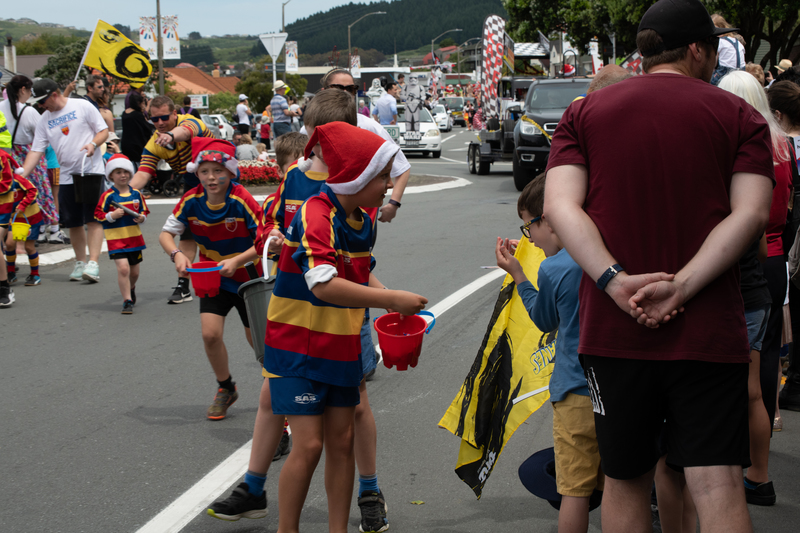 galleries/tawaxmas2018/parade03/mid/mid_tawaxmas2018-1037.jpg