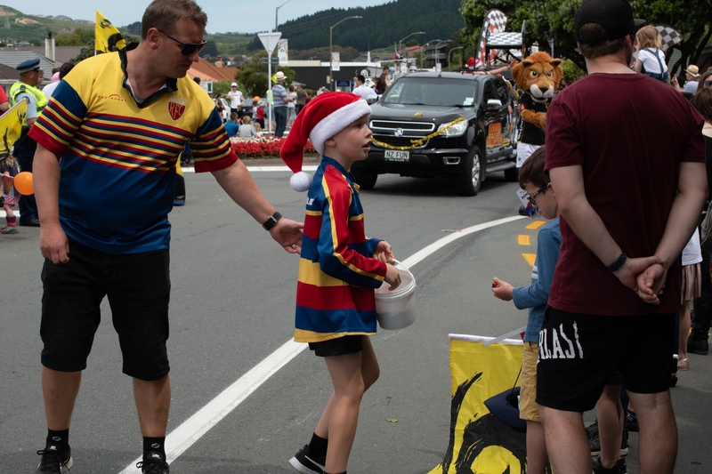 galleries/tawaxmas2018/parade03/mid/mid_tawaxmas2018-1055.jpg