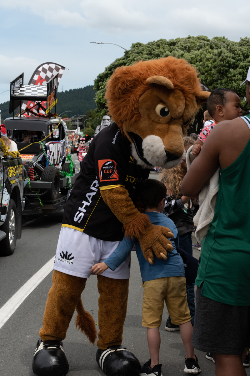 galleries/tawaxmas2018/parade03/mid/mid_tawaxmas2018-1070.jpg