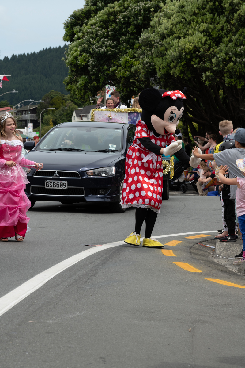 galleries/tawaxmas2018/parade04/mid/mid_tawaxmas2018-1006.jpg