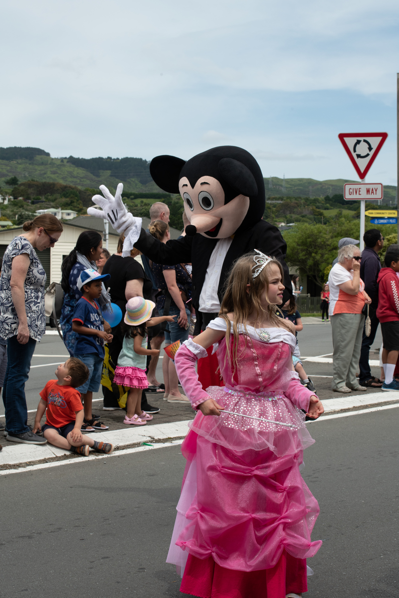 galleries/tawaxmas2018/parade04/mid/mid_tawaxmas2018-1030.jpg