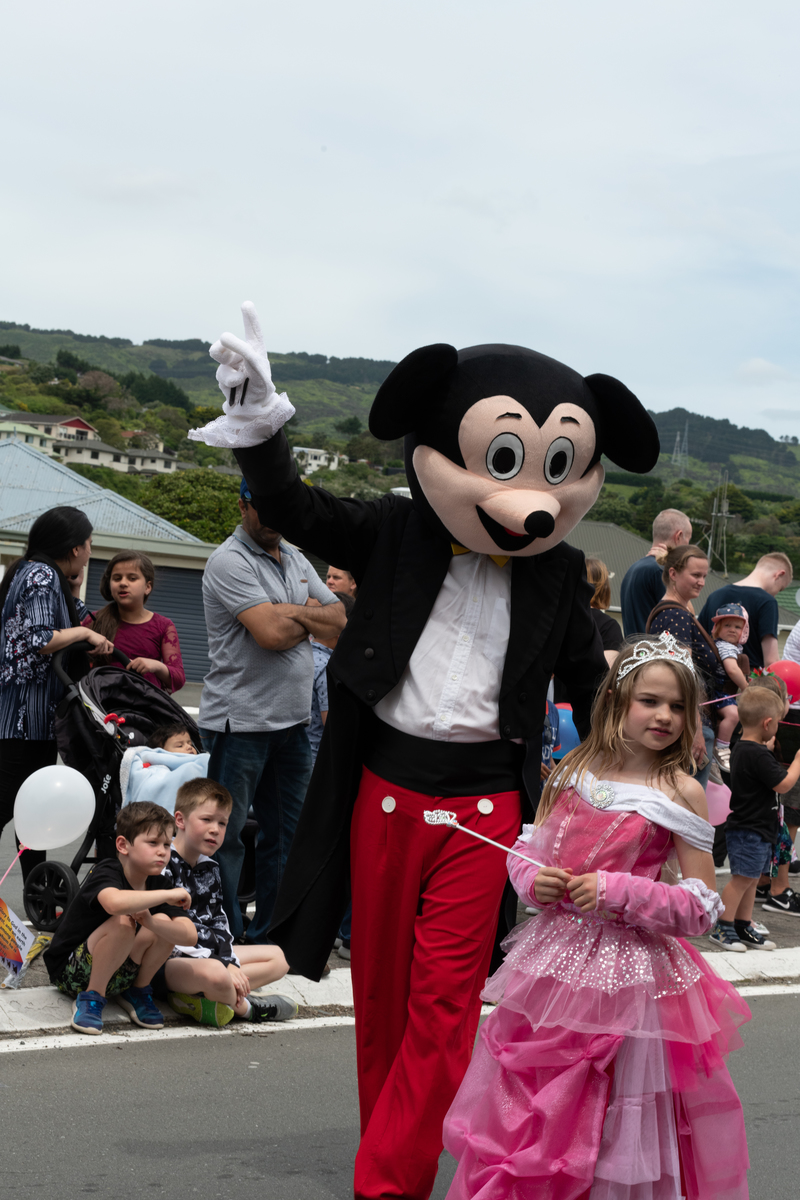 galleries/tawaxmas2018/parade04/mid/mid_tawaxmas2018-1033.jpg