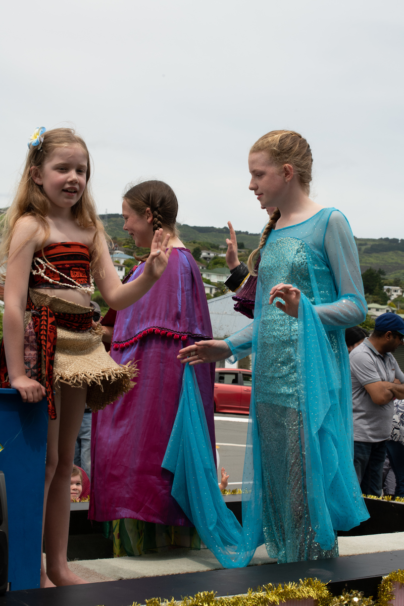 galleries/tawaxmas2018/parade04/mid/mid_tawaxmas2018-1059.jpg