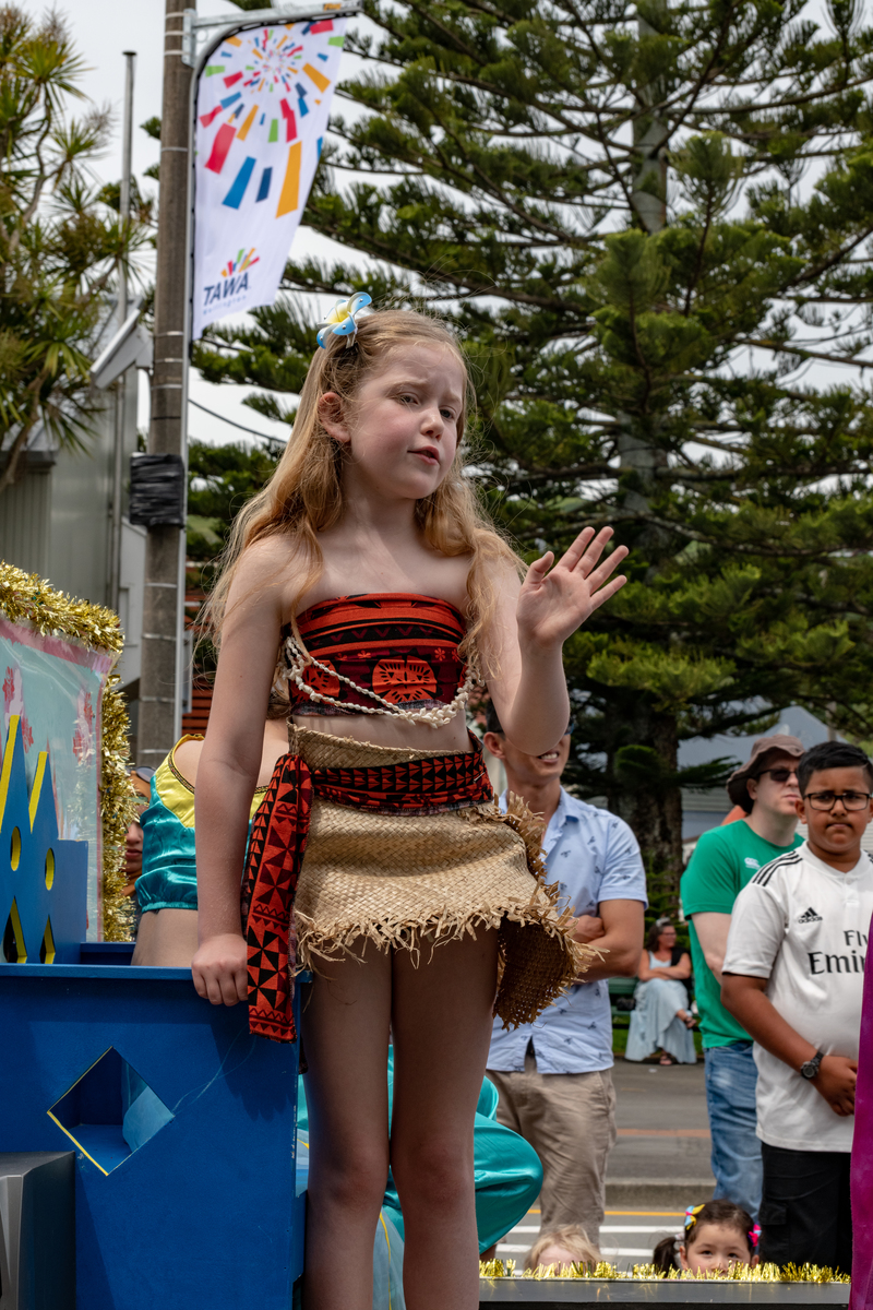 galleries/tawaxmas2018/parade04/mid/mid_tawaxmas2018-1061.jpg