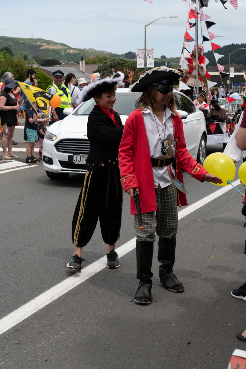 galleries/tawaxmas2018/parade04/mid/mid_tawaxmas2018-1062.jpg