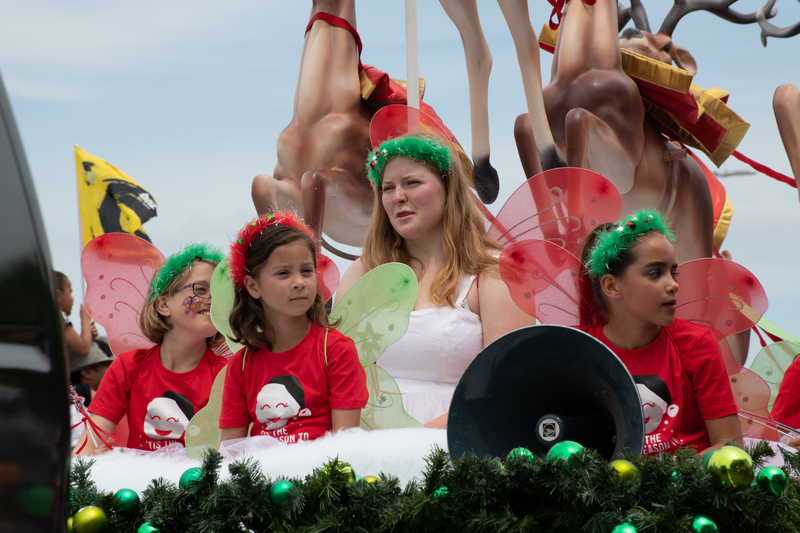 galleries/tawaxmas2018/parade04/mid/mid_tawaxmas2018-1125.jpg