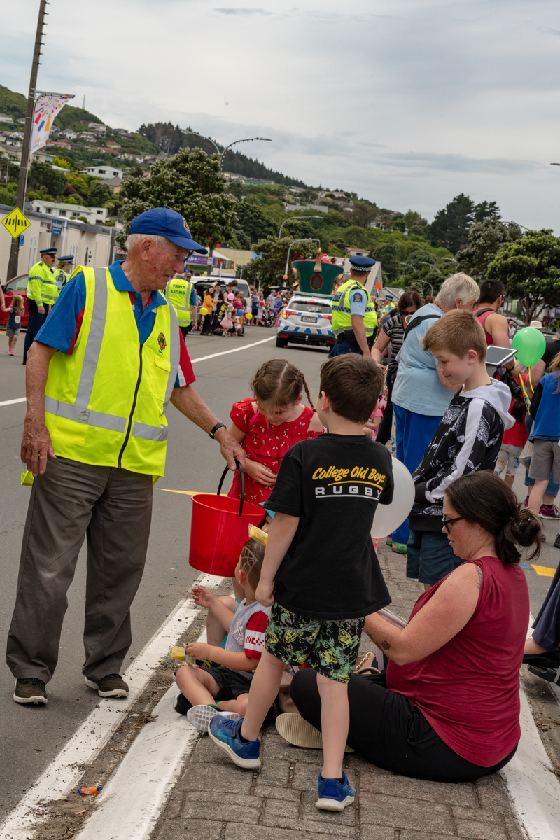 galleries/tawaxmas2018/parade04/mid/mid_tawaxmas2018-1173.jpg