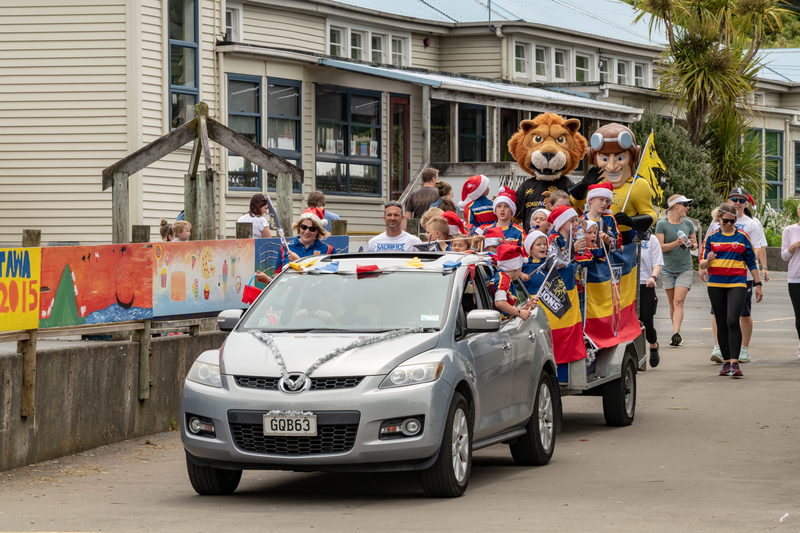 galleries/tawaxmas2018/parade04/mid/mid_tawaxmas2018-1227.jpg
