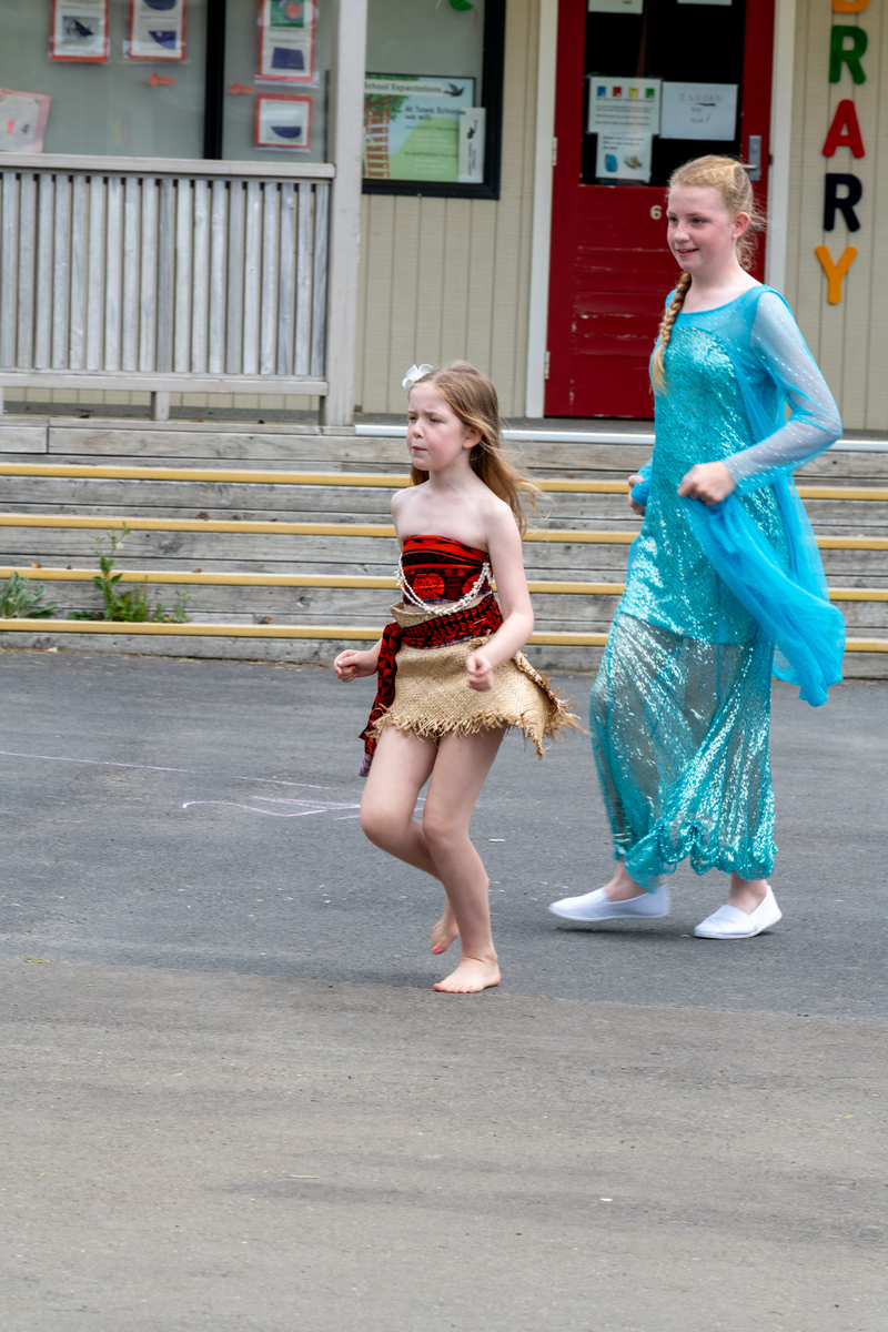 galleries/tawaxmas2018/parade04/mid/mid_tawaxmas2018-1239.jpg