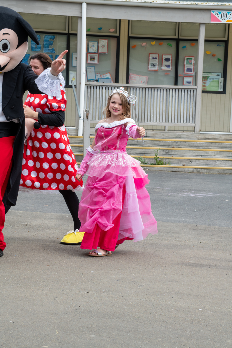 galleries/tawaxmas2018/parade04/mid/mid_tawaxmas2018-1246.jpg