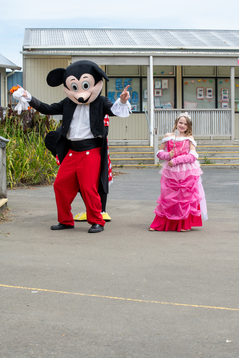 galleries/tawaxmas2018/parade04/mid/mid_tawaxmas2018-1247.jpg