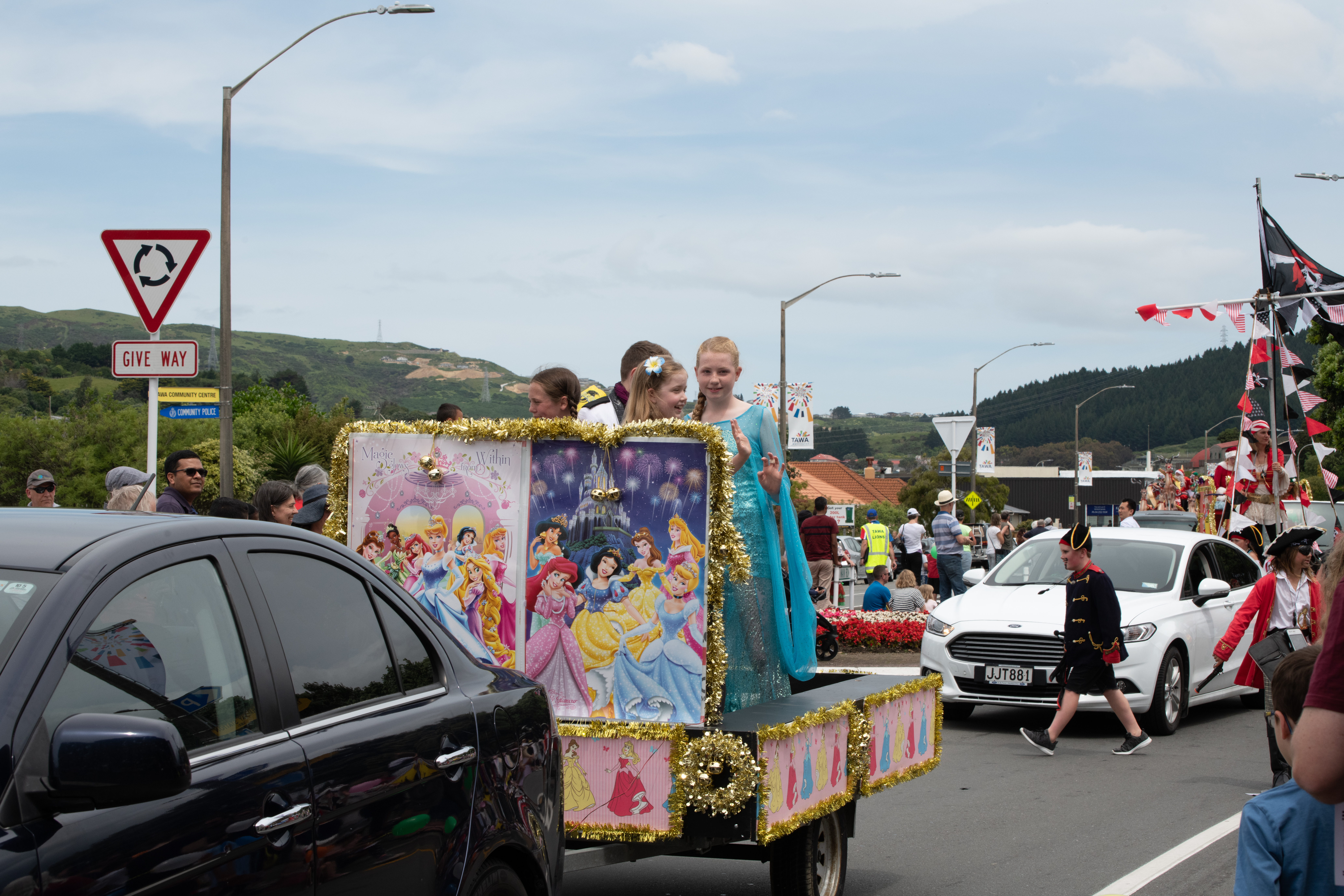 galleries/tawaxmas2018/parade04/tawaxmas2018-1045.jpg