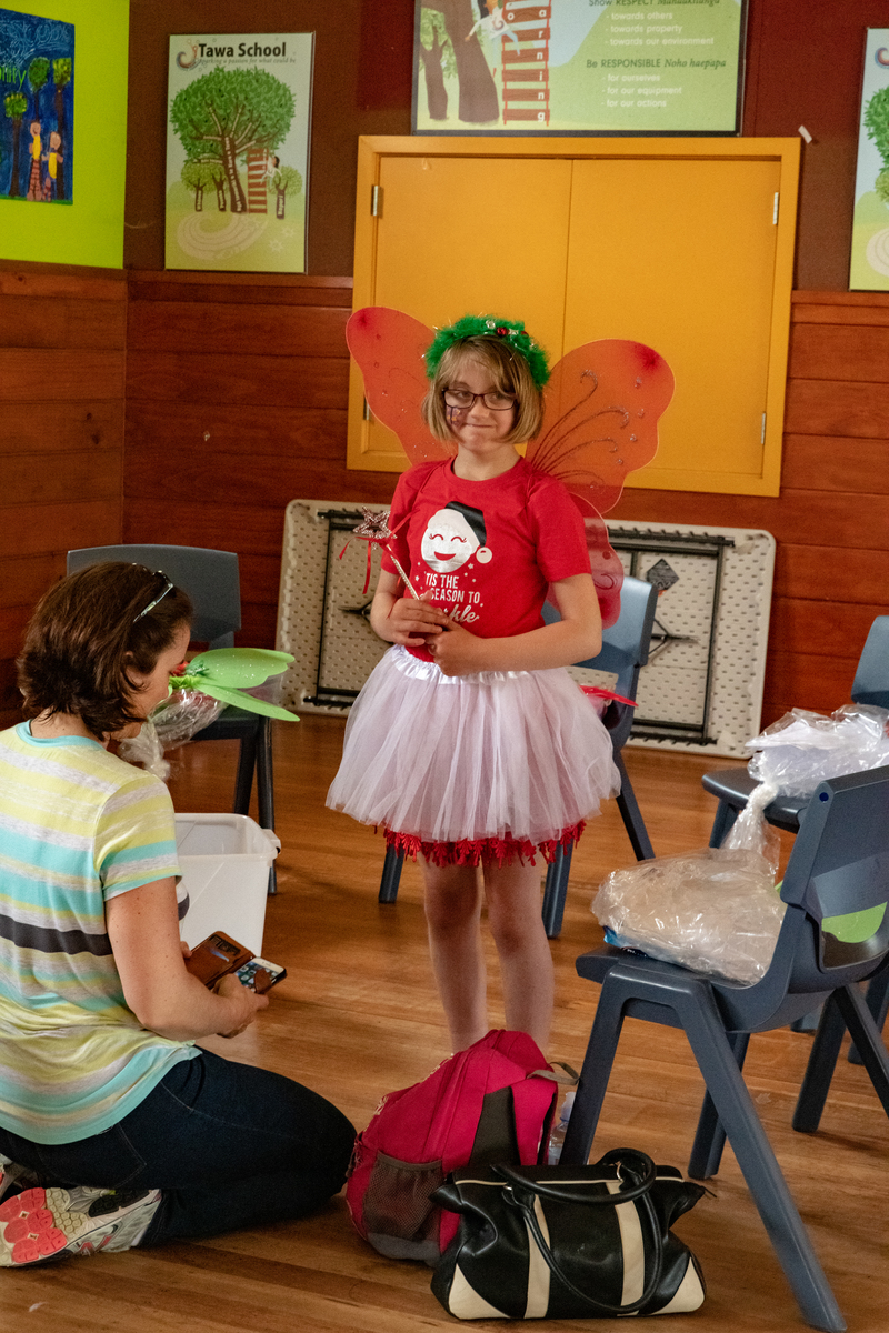galleries/tawaxmas2018/preparation/mid/mid_tawaxmas2018-1010.jpg