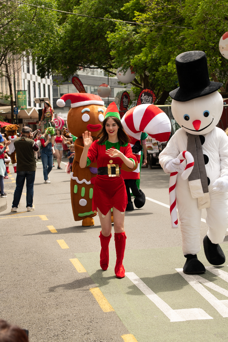 galleries/wellyxmas2018/gallery1/mid/mid_xmas2018-1045.jpg