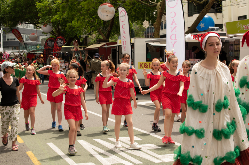 galleries/wellyxmas2018/gallery1/mid/mid_xmas2018-1071.jpg