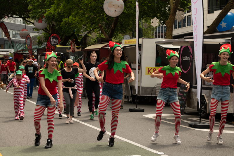 galleries/wellyxmas2018/gallery1/mid/mid_xmas2018-1096.jpg