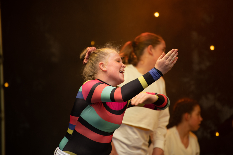 galleries//wellyxmas2018/gallery16/mid/mid_xmas2018-1000.jpg