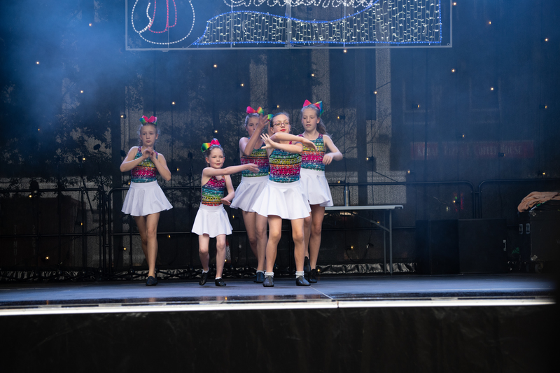 galleries//wellyxmas2018/gallery18/mid/mid_xmas2018-1017.jpg