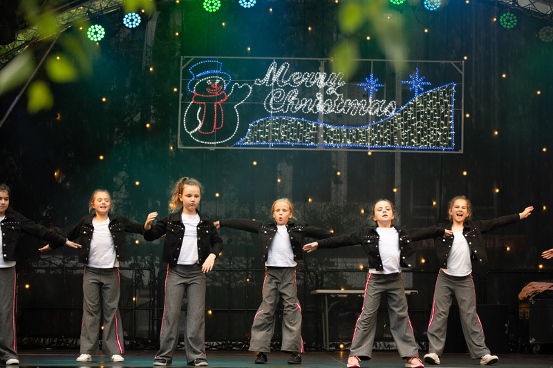 galleries//wellyxmas2018/gallery21/mid/mid_xmas2018-1021.jpg