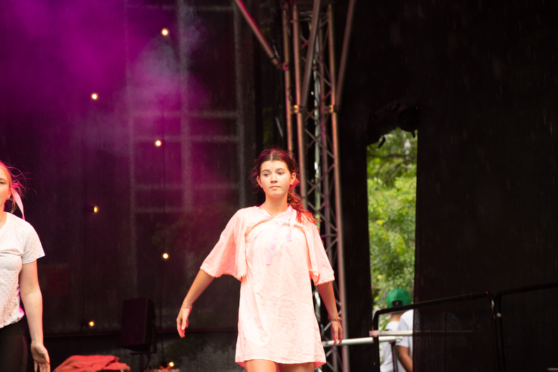 galleries//wellyxmas2018/gallery21/mid/mid_xmas2018-1040.jpg