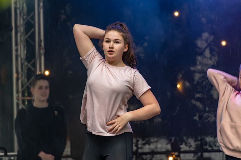 galleries//wellyxmas2018/gallery23/mid/mid_xmas2018-1020.jpg