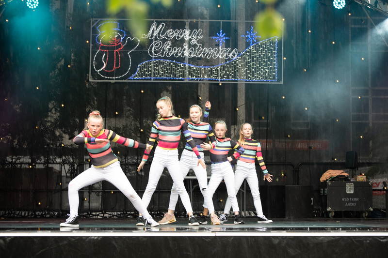 galleries//wellyxmas2018/gallery24/mid/mid_xmas2018-1047.jpg