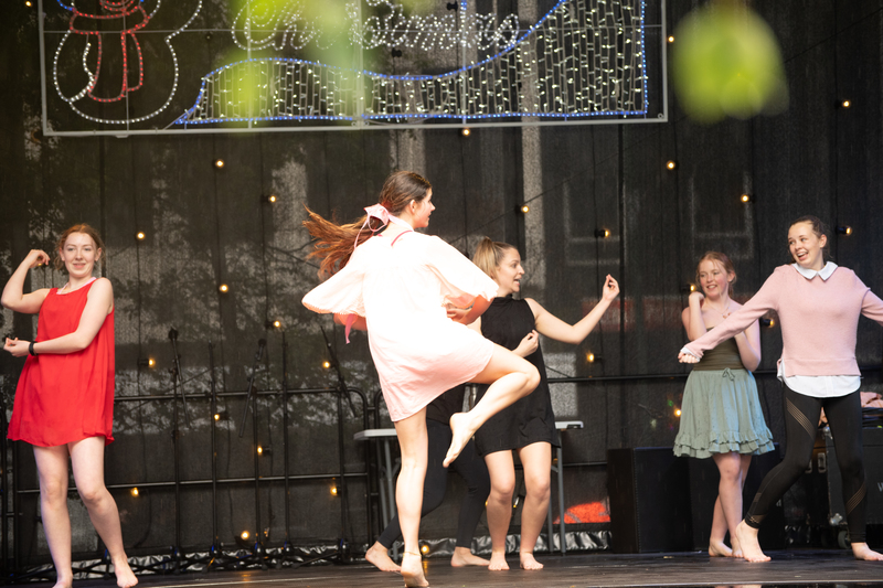 galleries//wellyxmas2018/gallery26/mid/mid_xmas2018-1036.jpg