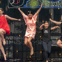 galleries//wellyxmas2018/gallery26/thumbs/th_xmas2018-1044.jpg