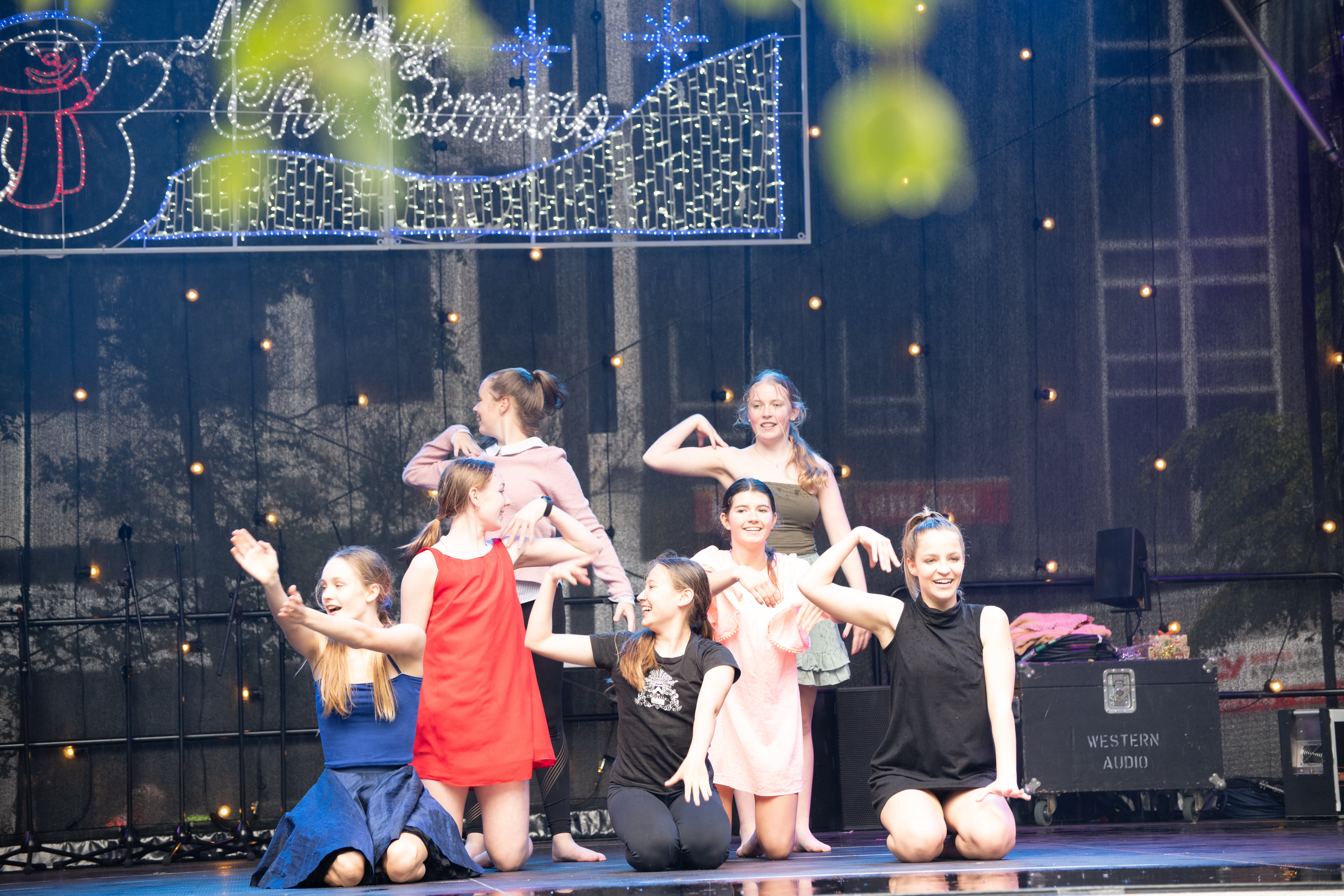 galleries//wellyxmas2018/gallery26/xmas2018-1094.jpg