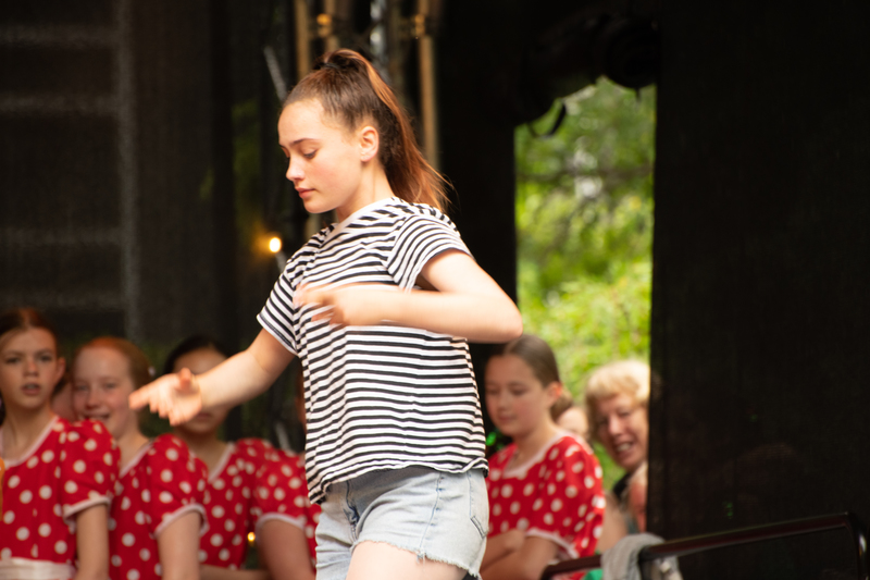 galleries//wellyxmas2018/gallery31/mid/mid_xmas2018-1057.jpg