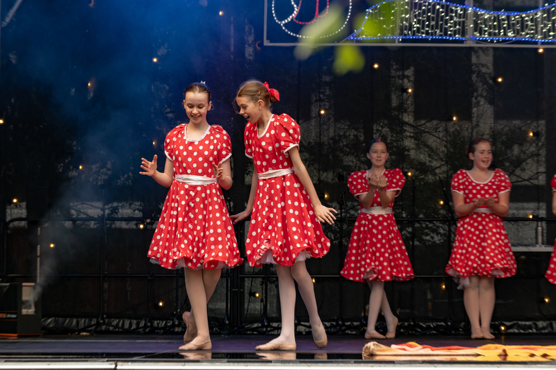galleries//wellyxmas2018/gallery32/mid/mid_xmas2018-1036.jpg
