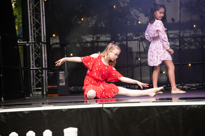galleries//wellyxmas2018/gallery33/mid/mid_xmas2018-1051.jpg