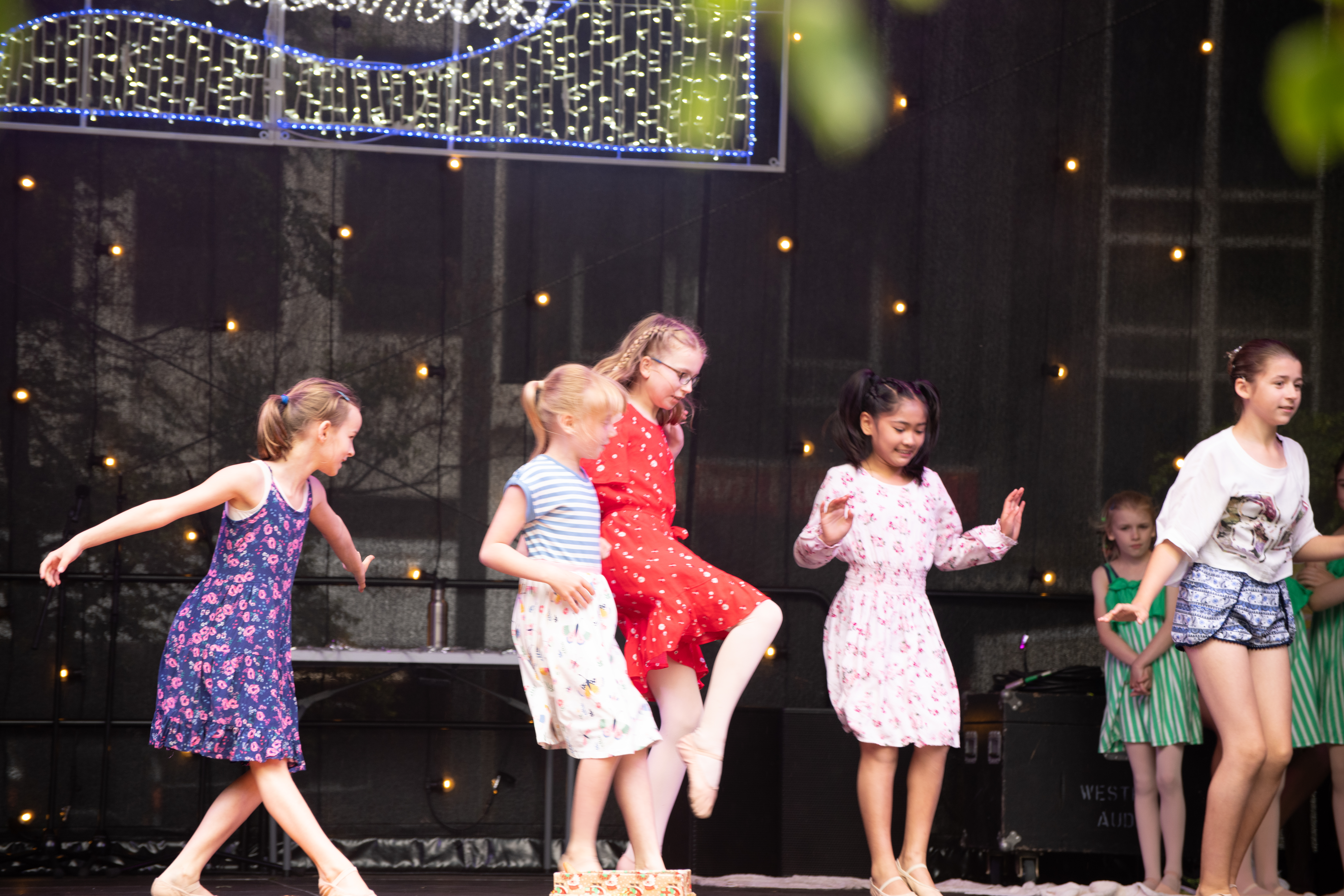 galleries/wellyxmas2018/gallery33/xmas2018-1020.jpg
