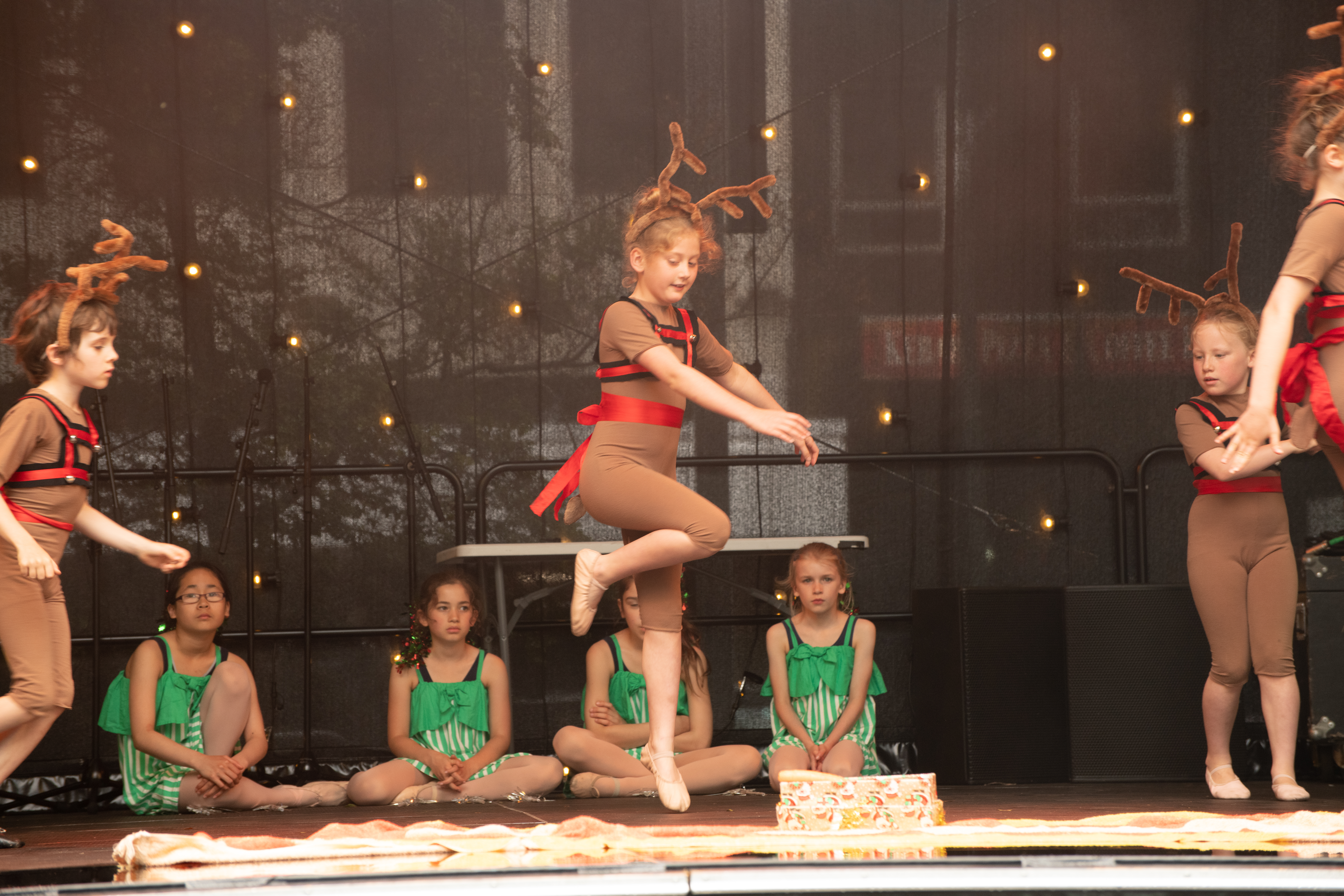 galleries//wellyxmas2018/gallery36/xmas2018-1075.jpg
