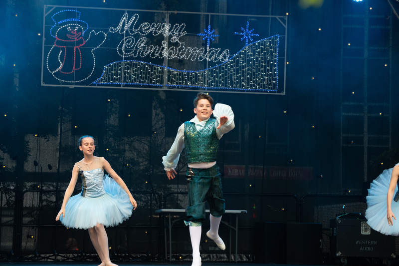 galleries//wellyxmas2018/gallery40/mid/mid_xmas2018-1084.jpg