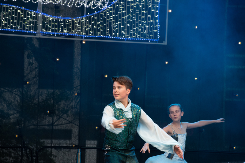 galleries//wellyxmas2018/gallery40/mid/mid_xmas2018-1104.jpg