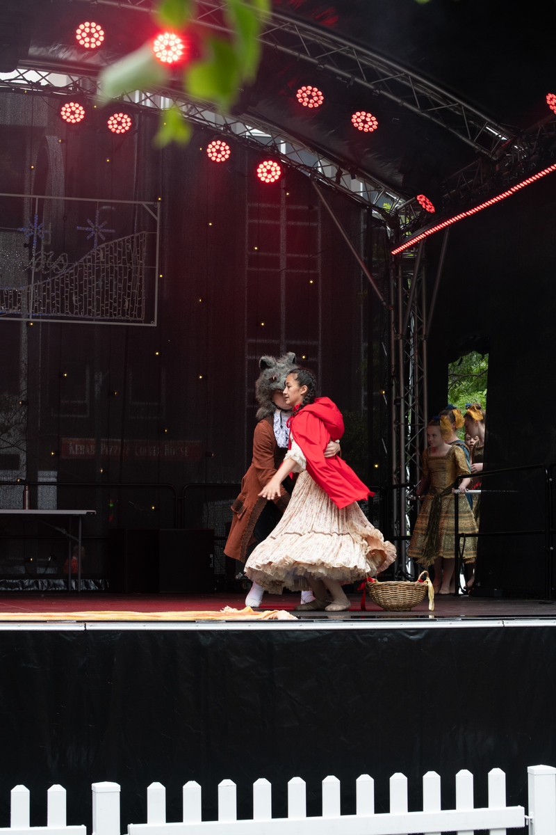 galleries//wellyxmas2018/gallery41/mid/mid_xmas2018-1038.jpg
