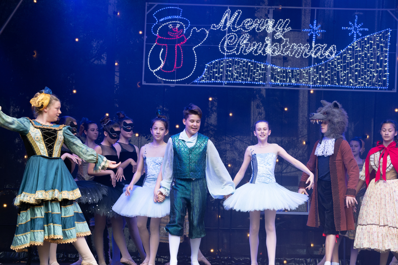 galleries//wellyxmas2018/gallery42/mid/mid_xmas2018-1123.jpg