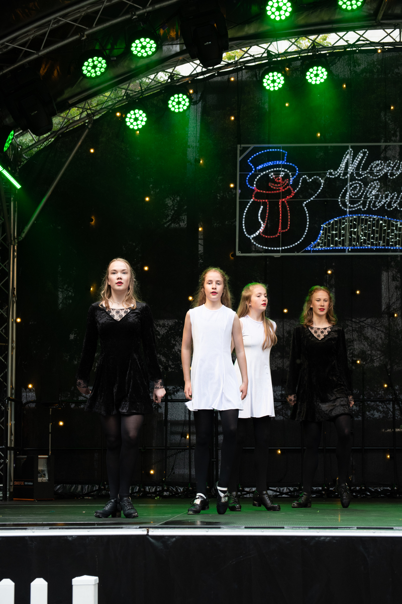 galleries//wellyxmas2018/gallery43/mid/mid_xmas2018-1034.jpg