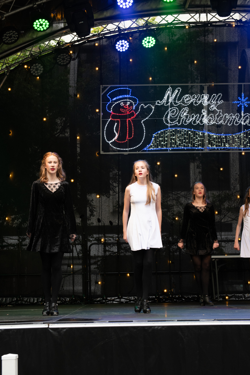 galleries//wellyxmas2018/gallery43/mid/mid_xmas2018-1056.jpg