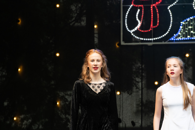 galleries//wellyxmas2018/gallery43/mid/mid_xmas2018-1063.jpg
