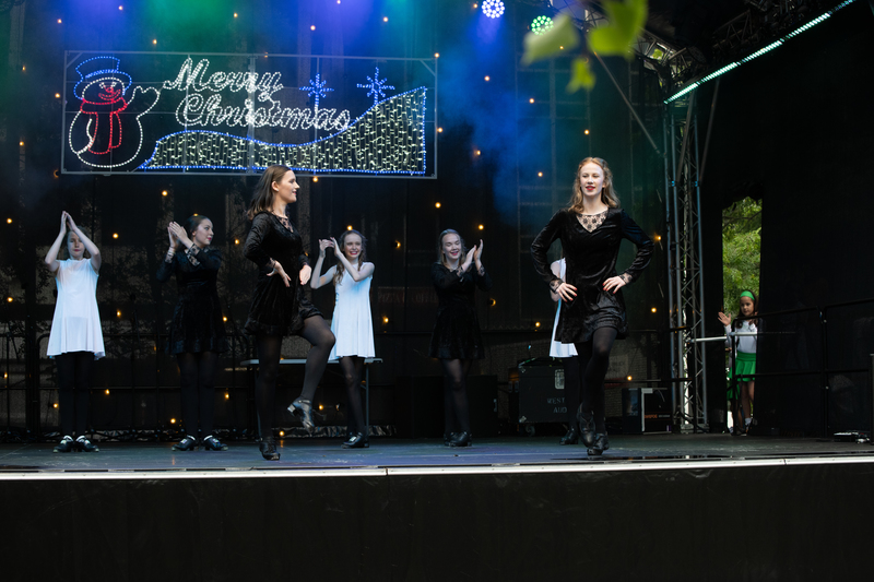 galleries//wellyxmas2018/gallery43/mid/mid_xmas2018-1128.jpg
