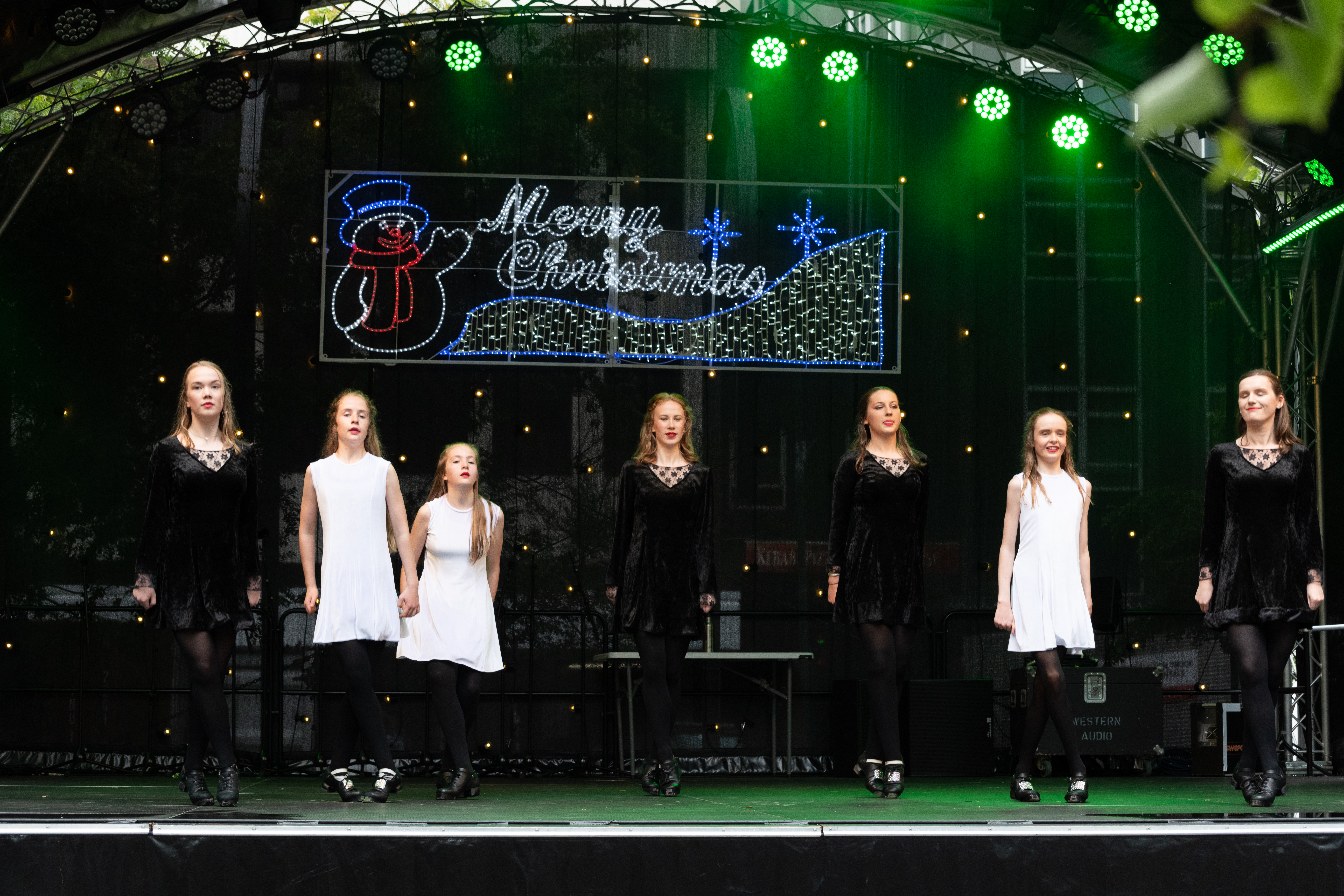 galleries//wellyxmas2018/gallery43/xmas2018-1037.jpg